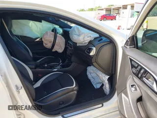 2017 Infiniti QX30 Premium с VIN SJKCH5CP1HA032065, выставлен на аукционе IAAI как лот 41905791 с пробегом 73 058 миль миль и . История ставок и продаж доступна на DreamBid. Изображение 5.