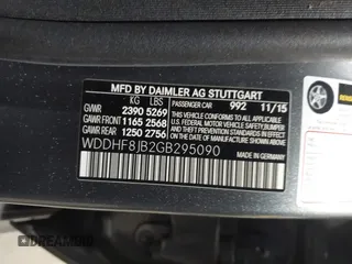 2016 Mercedes-Benz E-Class E 350 Luxury with VIN WDDHF8JB2GB295090, listed as a IAAI auction lot 41286113 with 52,813 mi miles. Bid and sale history available at carsss.com. Image 9.