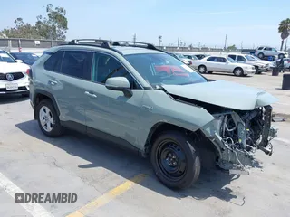 2020 Toyota RAV4 Hybrid XLE z VIN 2T3RWRFV2LW085307, wystawiony jako IAAI lot #42494311 z przebiegiem 92 526 mil mil oraz . Historia ofert i sprzedaży dostępna na DreamBid. Obrazek 1.