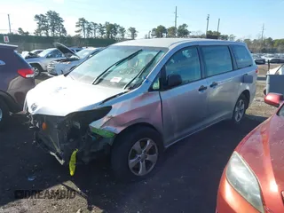 2014 Toyota Sienna L with VIN 5TDZK3DC8ES476153, listed as a IAAI auction lot 41462668 with 999,999 mi miles. Bid and sale history available at carsss.com. Image 16.