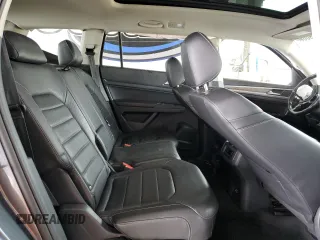 2018 Volkswagen Atlas SEL Premium with VIN 1V2NR2CA7JC576047, listed as a Copart auction lot 55309005 with 137,472 mi miles and Salvage title. Bid and sale history available at DreamBid. Image 11.