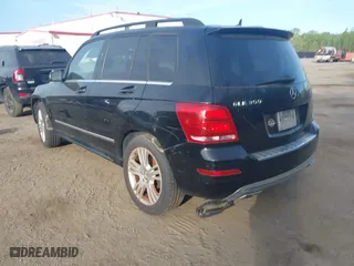 2013 Mercedes-Benz GLK-Class GLK 350 with VIN WDCGG8JB9DG152326, listed as a IAAI auction lot 42091824 with 175,017 mi miles. Bid and sale history available at carsss.com. Image 3.