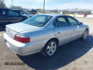 2003 Acura TL Type S with VIN 19UUA56803A024369, listed as a IAAI auction lot 41891199 with 206,727 mi miles. Bid and sale history available at carsss.com. Image 4.
