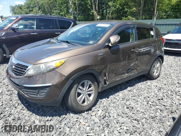 2011 Kia Sportage LX с VIN KNDPBCA22B7081975, выставлен на аукционе Copart как лот 65411875 с пробегом 201 127 миль миль и Списание • Salvage title. История ставок и продаж доступна на DreamBid. Изображение 1.
