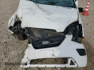 2009 Kia Rondo LX Base with VIN KNAFG528397259136, listed as a Copart auction lot 75529894 with 110,680 mi miles and Salvage Title. Bid and sale history available at carsss.com. Image 12.