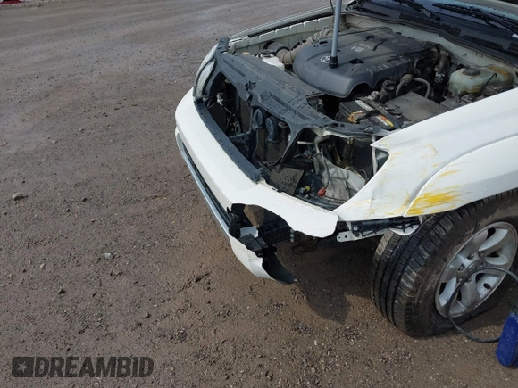 2004 Toyota 4Runner SR5 with VIN JTEBU14R348018992, listed as a IAAI auction lot 41948175 with 106,894 mi miles and . Bid and sale history available at DreamBid. Image 6.