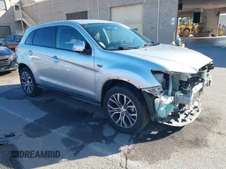 2018 Mitsubishi Outlander SE with VIN JA4AP3AW9JZ036006, listed as a IAAI auction lot 42278902 with 72,250 mi miles and . Bid and sale history available at DreamBid. Image 1.