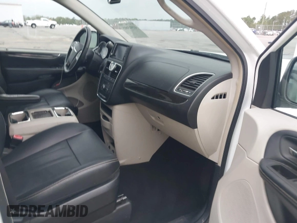 2016 Chrysler Town & Country Touring with VIN 2C4RC1BG8GR255414, listed as a IAAI auction lot 41915805 with 93,286 mi miles. Bid and sale history available at carsss.com. Image 5.
