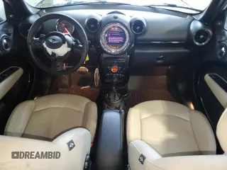 2016 MINI Countryman S z VIN WMWZC5C50GWP49842, wystawiony jako Copart lot #58010835 z przebiegiem 64 659 mil mil oraz Szkoda całkowita • Salvage title. Historia ofert i sprzedaży dostępna na DreamBid. Obrazek 8.