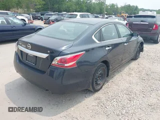 2015 Nissan Altima 2.5 z VIN 1N4AL3AP8FN307491, wystawiony jako IAAI lot #42420571 z przebiegiem 181 000 mil mil oraz . Historia ofert i sprzedaży dostępna na DreamBid. Obrazek 4.