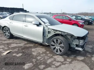 2021 Volvo S90 Inscription with VIN LVYA22ML8MP206915, listed as a IAAI auction lot 41508789 with 66,960 mi miles. Bid and sale history available at carsss.com. Image 1.