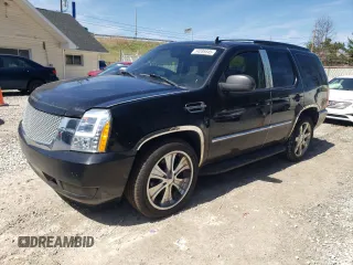 2007 Cadillac Escalade with VIN 1GYFK63877R243765, listed as a Copart auction lot 54085645 with 221,917 mi miles and Clean Title. Bid and sale history available at carsss.com. Image 1.