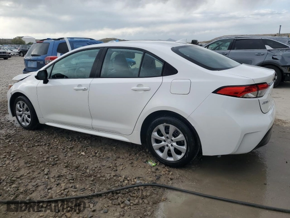 2024 Toyota Corolla LE with VIN 5YFB4MDE8RP178509, listed as a Copart auction lot 54526645 with 9,761 mi miles and Clean Title. Bid and sale history available at DreamBid. Image 2.