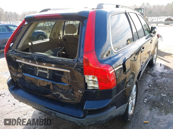 2010 Volvo XC90 I6 with VIN YV4982CY8A1559981, listed as a IAAI auction lot 41671935 with 221,119 mi miles. Bid and sale history available at carsss.com. Image 6.