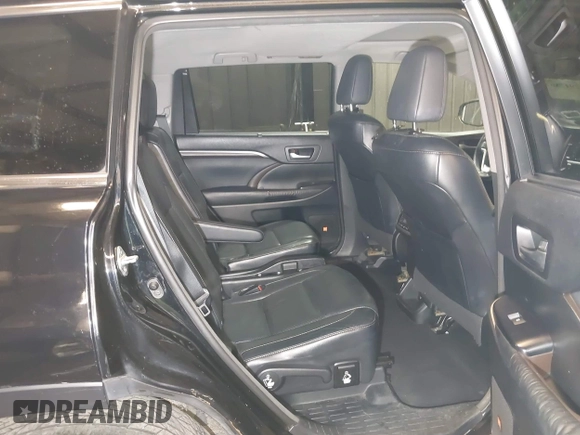 2015 Toyota Highlander Limited with VIN 5TDDKRFH1FS176008, listed as a IAAI auction lot 41917867 with 271,362 mi miles and . Bid and sale history available at DreamBid. Image 8.