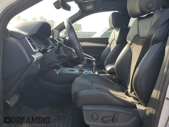 2019 Audi SQ5 Premium with VIN WA1A4AFYXK2066262, listed as a Copart auction lot 70586984 with 69,015 mi miles and Clean Title. Bid and sale history available at carsss.com. Image 7.