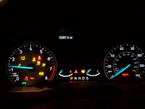 2018 Ford EcoSport SE z VIN MAJ3P1TE5JC244397, wystawiony jako Copart lot #50326965 z przebiegiem 52 867 mil mil oraz Szkoda całkowita • Salvage title. Historia ofert i sprzedaży dostępna na DreamBid. Obrazek 9.