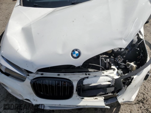 2018 BMW X1 xDrive28i with VIN WBXHT3C30J5F92074, listed as a Copart auction lot 51069535 with 116,381 mi miles and Salvage Title. Bid and sale history available at carsss.com. Image 13.