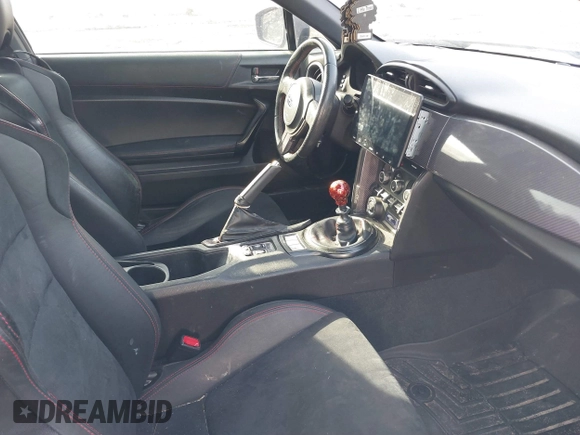 2014 Subaru BRZ Limited with VIN JF1ZCAC19E9600775, listed as a IAAI auction lot 41645509 with 1 mi miles. Bid and sale history available at carsss.com. Image 5.