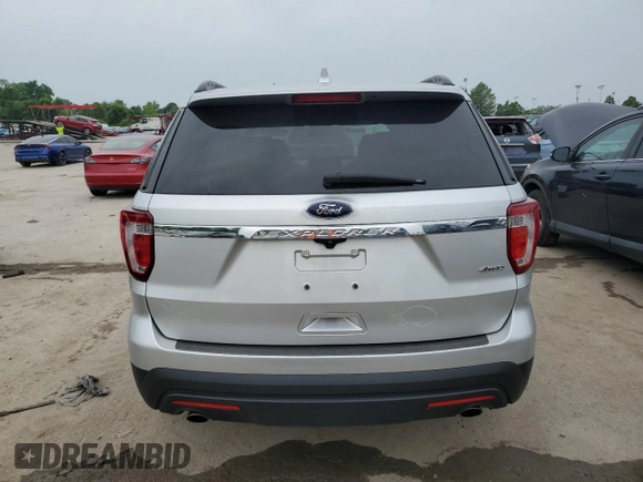 2017 Ford Explorer z VIN 1FM5K8B82HGC65891, wystawiony jako Copart lot #60280015 z przebiegiem 85 131 mil mil oraz Czysty tytuł • Clean title. Historia ofert i sprzedaży dostępna na DreamBid. Obrazek 6.