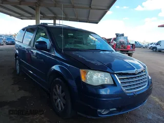 2008 Chrysler Town & Country Touring with VIN 2A8HR54P48R139815, listed as a IAAI auction lot 42401309 with 128,482 mi miles and . Bid and sale history available at DreamBid. Image 1.