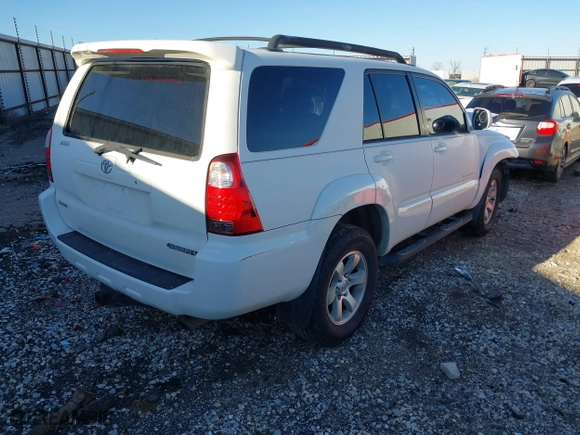 2006 Toyota 4Runner SR5 with VIN JTEBU14R560098877, listed as a IAAI auction lot 41722880 with 212,357 mi miles. Bid and sale history available at carsss.com. Image 4.