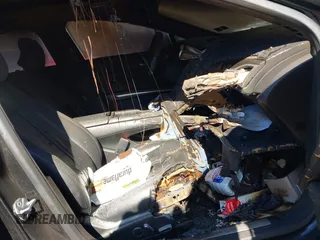 2015 Lincoln MKZ с VIN 3LN6L2JK3FR616535, выставлен на аукционе IAAI как лот 41898478 с пробегом Не указан миль и . История ставок и продаж доступна на DreamBid. Изображение 5.