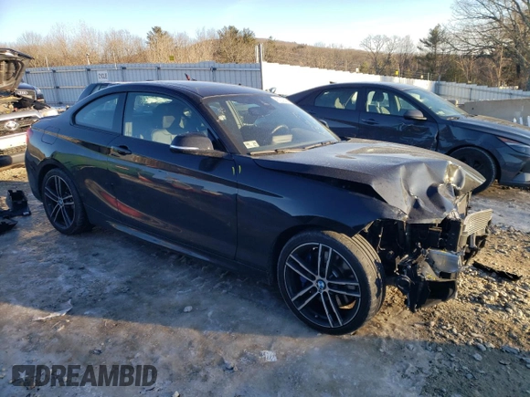 2021 BMW 2 Series M240i xDrive with VIN WBA2J7C00M7J48976, listed as a Copart auction lot 43737345 with 17,573 mi miles and Salvage Title. Bid and sale history available at carsss.com. Image 4.