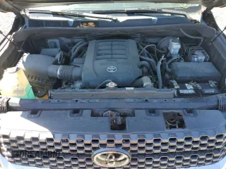 2018 Toyota Tundra 2WD SR5 with VIN 5TFEY5F10JX240993, listed as a Copart auction lot 50127005 with 202,205 mi miles and Salvage Title. Bid and sale history available at carsss.com. Image 13.