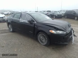2014 Ford Fusion Titanium Hybrid with VIN 3FA6P0RU2ER324480, listed as a IAAI auction lot 36456446 with 91,159 mi miles. Bid and sale history available at carsss.com. Image 1.