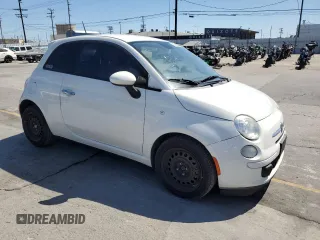 2013 FIAT 500 Pop z VIN 3C3CFFAR6DT745747, wystawiony jako Copart lot #57999955 z przebiegiem 149 940 mil mil oraz Szkody całkowita. Historia ofert i sprzedaży dostępna na DreamBid. Obrazek 4.