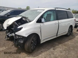 2020 Toyota Sienna XLE z VIN 5TDDZ3DCXLS251932, wystawiony jako Copart lot #56340435 z przebiegiem Nie podano mil oraz Szkoda całkowita • Salvage title. Historia ofert i sprzedaży dostępna na DreamBid. Obrazek 1.
