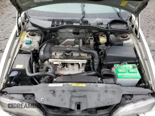 2000 Volvo S70 z VIN YV1LS56D4Y2658316, wystawiony jako Copart lot #81021544 z przebiegiem 147 925 mil mil oraz Szkody całkowita. Historia ofert i sprzedaży dostępna na DreamBid. Obrazek 11.