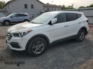 2018 Hyundai Santa Fe 2.4L z VIN 5NMZT3LBXJH053500, wystawiony jako Copart lot #59131515 z przebiegiem 116 905 mil mil oraz Czysty tytuł • Clean title. Historia ofert i sprzedaży dostępna na DreamBid. Obrazek 1.