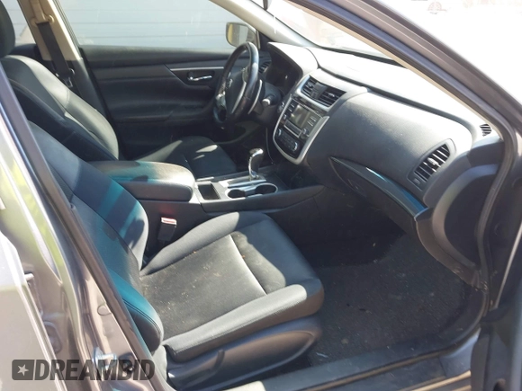 2018 Nissan Altima SR with VIN 1N4AL3AP6JC118424, listed as a IAAI auction lot 41697348 with 112,910 mi miles and . Bid and sale history available at carsss.com. Image 5.