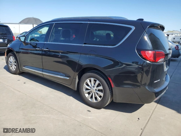 2019 Chrysler Pacifica Touring L with VIN 2C4RC1BG0KR651135, listed as a Copart auction lot 48637695 with 91,686 mi miles and Salvage Title. Bid and sale history available at carsss.com. Image 2.