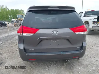 2013 Toyota Sienna XLE AAS with VIN 5TDYK3DC5DS405535, listed as a IAAI auction lot 42348931 with 186,177 mi miles and . Bid and sale history available at DreamBid. Image 17.