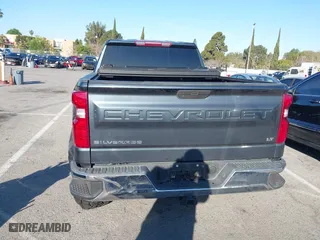 2019 Chevrolet Silverado 1500 LT with VIN 3GCPWCED1KG236908, listed as a IAAI auction lot 41743457 with 78,478 mi miles. Bid and sale history available at carsss.com. Image 16.