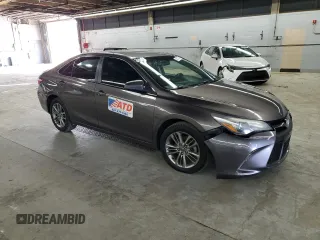 2017 Toyota Camry XLE z VIN 4T1BF1FK1HU721157, wystawiony jako Copart lot #55772635 z przebiegiem 178 665 mil mil oraz Szkoda całkowita • Salvage title. Historia ofert i sprzedaży dostępna na DreamBid. Obrazek 4.