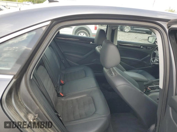 2014 Volkswagen Passat TDI SEL Premium with VIN 1VWCN7A33EC120555, listed as a Copart auction lot 54353295 with 117,436 mi miles and Clean Title. Bid and sale history available at carsss.com. Image 10.
