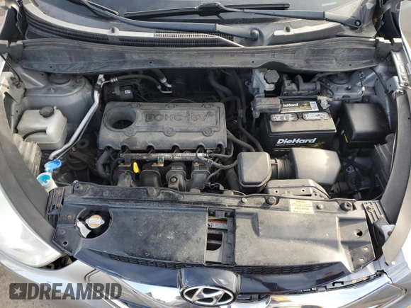 2011 Hyundai Tucson Limited with VIN KM8JUCAC1BU204459, listed as a Copart auction lot 46502895 with 110,654 mi miles and Salvage Title. Bid and sale history available at DreamBid. Image 12.