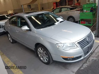 2010 Volkswagen Passat Komfort with VIN WVWJM7AN7AE136898, listed as a IAAI auction lot 41609412 with 126,327 mi miles and . Bid and sale history available at DreamBid. Image 1.