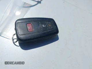 2019 Toyota C-HR XLE z VIN JTNKHMBX3K1029701, wystawiony jako IAAI lot #42023964 z przebiegiem 83 055 mil mil oraz . Historia ofert i sprzedaży dostępna na DreamBid. Obrazek 11.