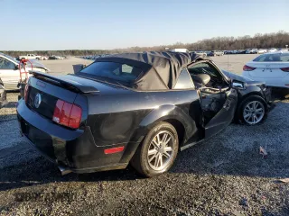 2005 Ford Mustang Deluxe с VIN 1ZVFT84N155192204, выставлен на аукционе Copart как лот 48663695 с пробегом Не указан миль и На запчасти • Non repairable. История ставок и продаж доступна на DreamBid. Изображение 3.