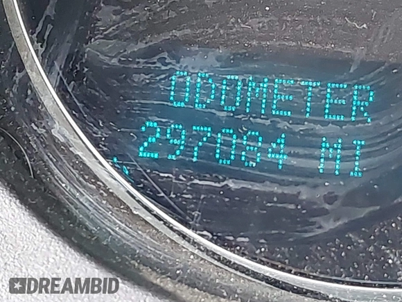 2013 Chevrolet Tahoe LTZ with VIN 1GNSKCE0XDR373858, listed as a IAAI auction lot 42456875 with 297,084 mi miles and . Bid and sale history available at DreamBid. Image 15.