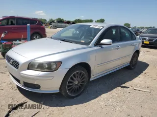 2006 Volvo S40 2.5L Turbo с VIN YV1MH682162184133, выставлен на аукционе Copart как лот 56598235 с пробегом 134 576 миль миль и Списание • Salvage title. История ставок и продаж доступна на DreamBid. Изображение 1.