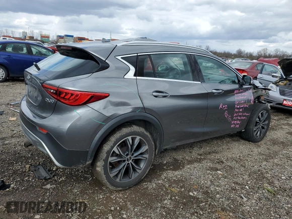 2018 Infiniti QX30 Premium with VIN SJKCH5CR2JA059525, listed as a Copart auction lot 49090874 with 100,575 mi miles. Bid and sale history available at carsss.com. Image 3.