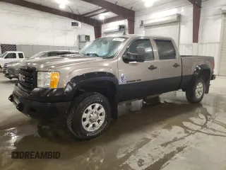 2012 GMC Sierra 2500HD SLT с VIN 1GT121EGXCF156087, выставлен на аукционе Copart как лот 56414505 с пробегом 140 909 миль миль и Списание • Salvage title. История ставок и продаж доступна на DreamBid. Изображение 1.