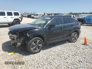2024 Mitsubishi Eclipse Cross SE z VIN JA4ATWAA7RZ000666, wystawiony jako Copart lot #52882165 z przebiegiem 7 868 mil mil oraz Szkoda całkowita • Salvage title. Historia ofert i sprzedaży dostępna na DreamBid. Obrazek 1.