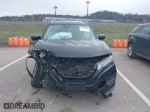 2019 Nissan Rogue SV with VIN KNMAT2MT5KP529837, listed as a IAAI auction lot 41228285 with 99,527 mi miles. Bid and sale history available at carsss.com. Image 12.